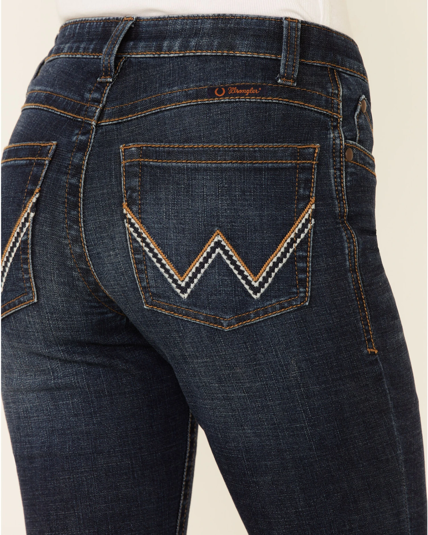 Wrangler Women's Willow Lovette Ultimate Riding Bootcut Jeans 4 Wrangler Women's Willow Lovette Ultimate Riding Bootcut Jeans - Image 2