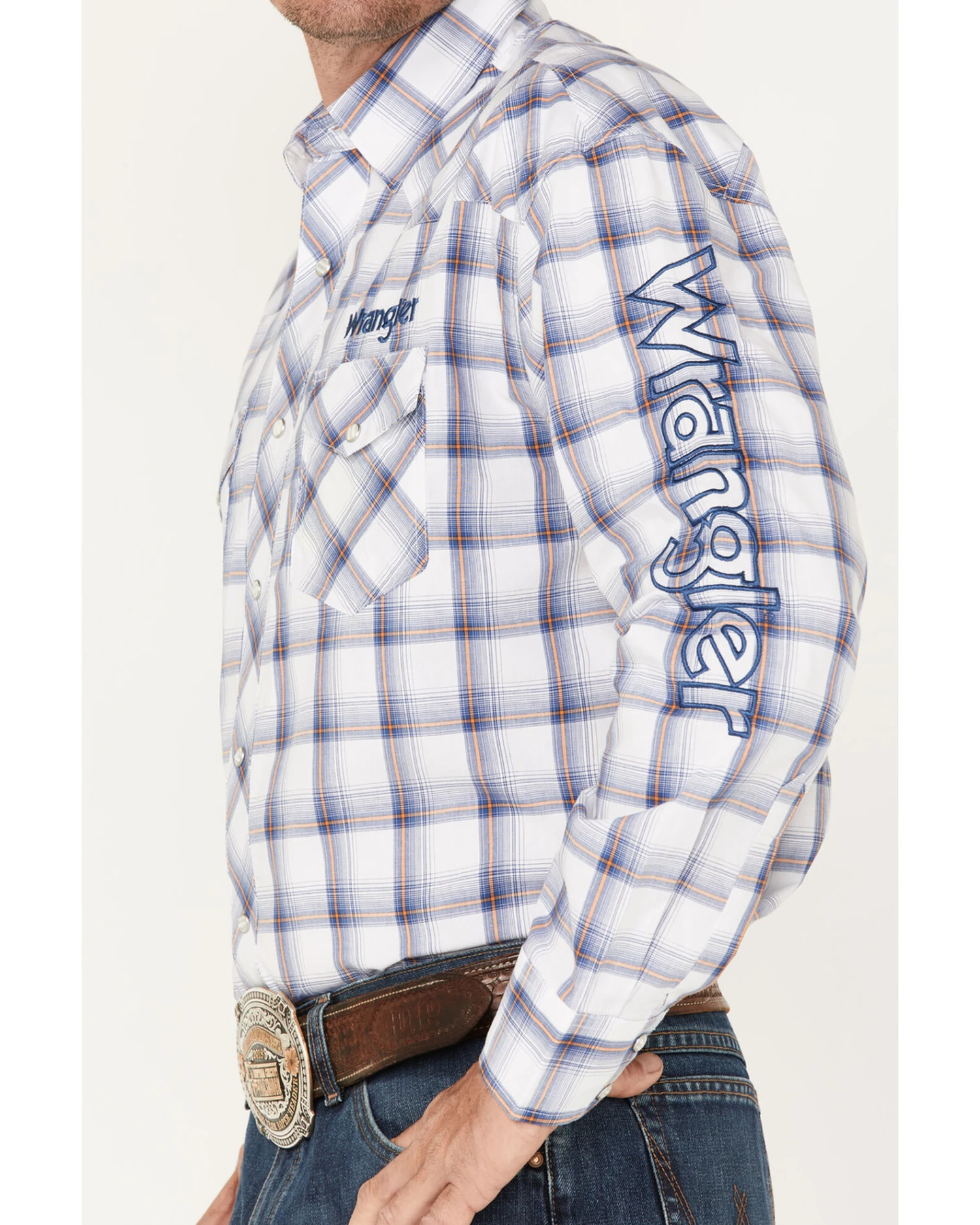 Wrangler Men's Plaid Print Embroidered Logo Long Sleeve Snap Western Shirt 5 Wrangler Men's Plaid Print Embroidered Logo Long Sleeve Snap Western Shirt - Image 3