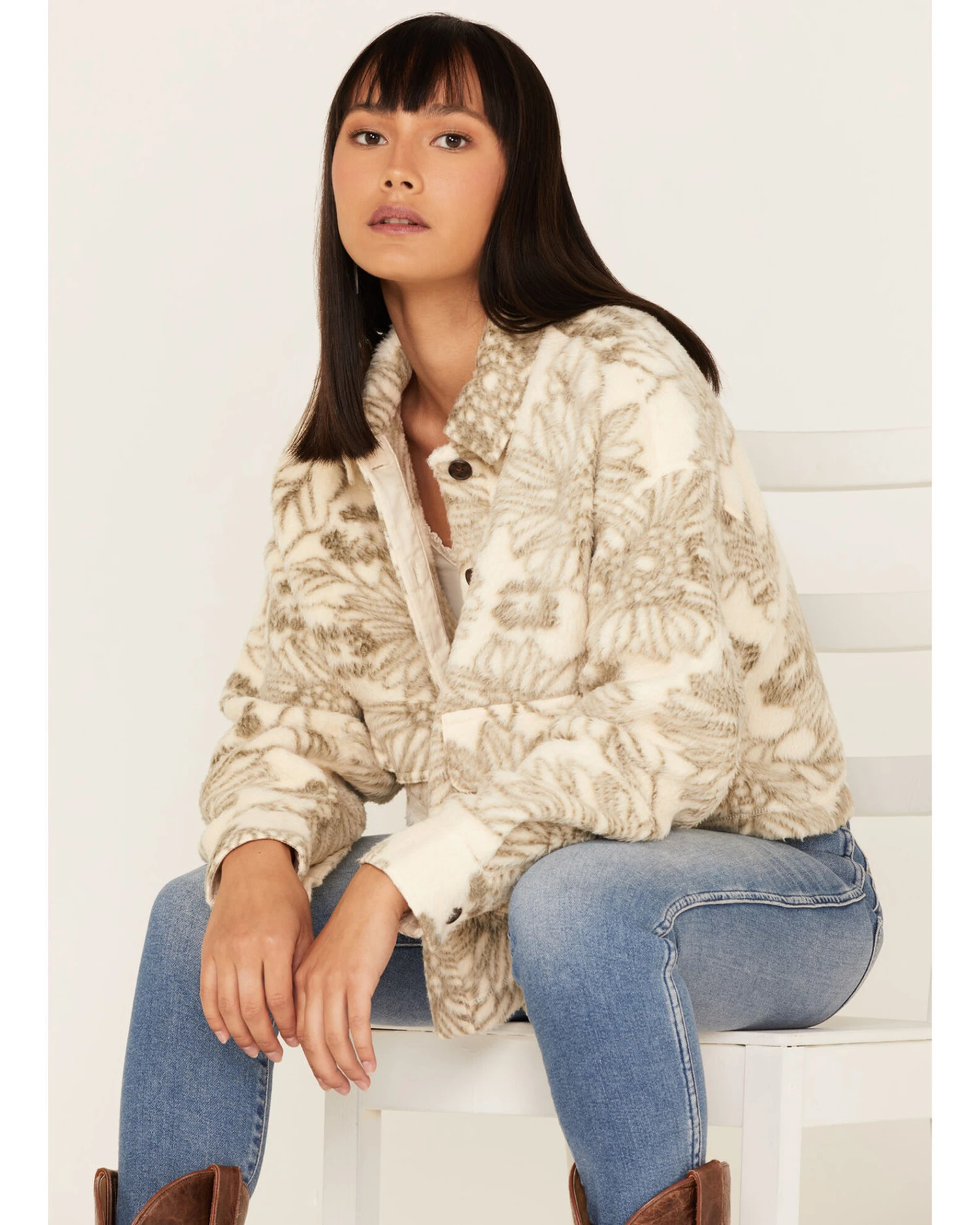 Cleo + Wolf Women's Floral Print Polar Fleece Shacket 3 Cleo + Wolf Women's Floral Print Polar Fleece Shacket