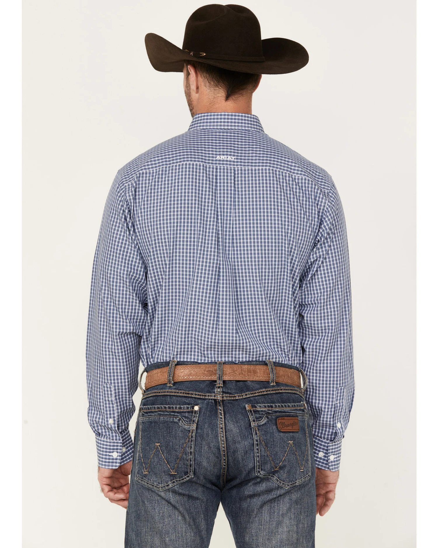 Ariat Men's Wrinkle Free Ellison Fitted Long Sleeve Button Down Western Shirt 6 Ariat Men's Wrinkle Free Ellison Fitted Long Sleeve Button Down Western Shirt - Image 4