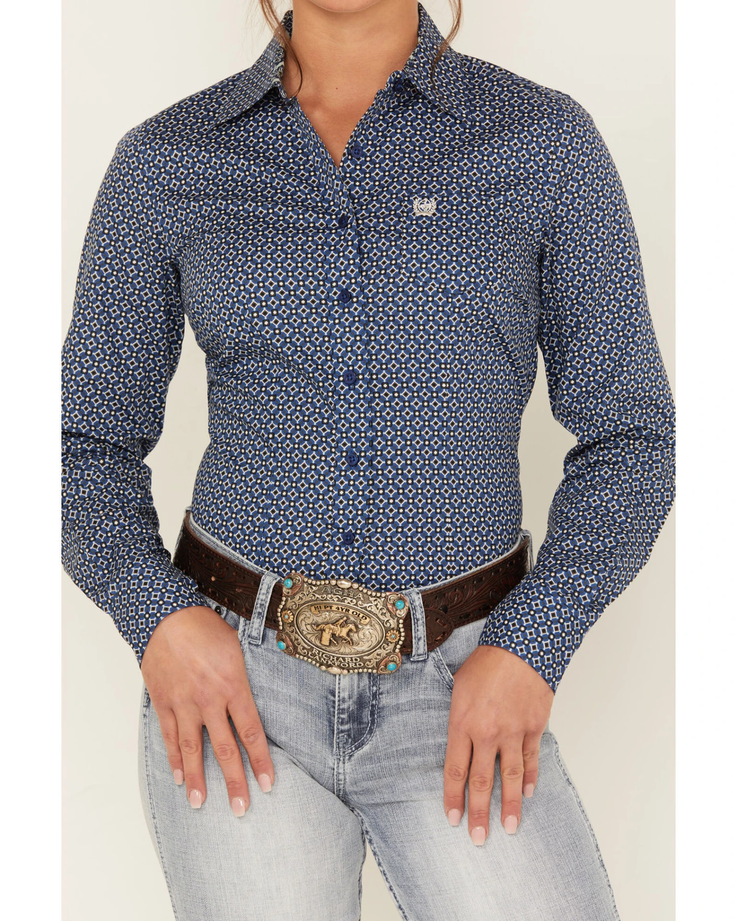 Cinch Women's Geo Print Long Sleeve Button Down Western Core Shirt 5 Cinch Women's Geo Print Long Sleeve Button Down Western Core Shirt - Image 3