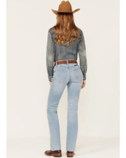 Wrangler Women's Light Wash Mid Rise Willow Diane Ultimate Riding Straight Jeans 8 Wrangler Women's Light Wash Mid Rise Willow Diane Ultimate Riding Straight Jeans -Cowboy Wear Shop 2000380200 400 P3