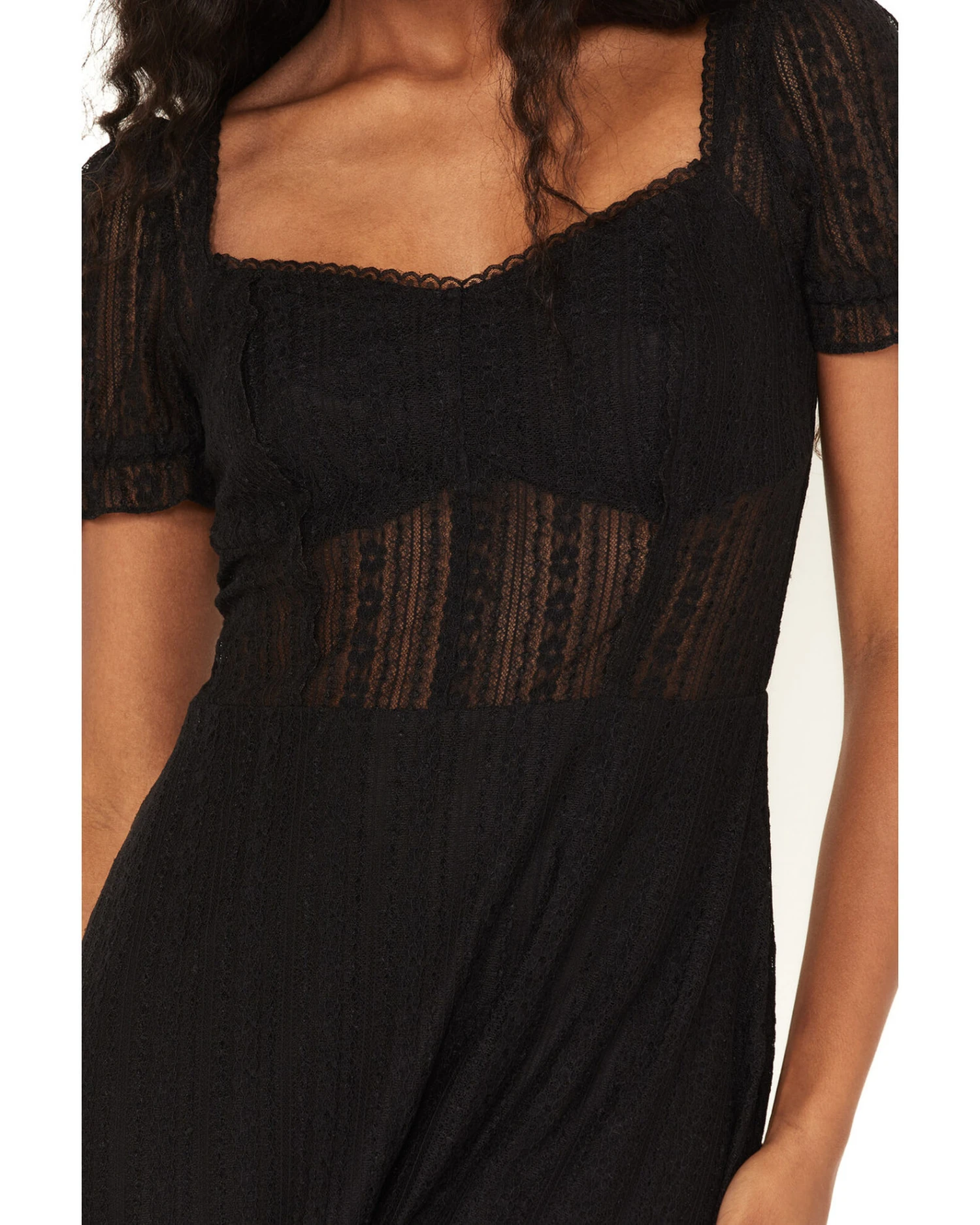 Beyond The Radar Women's Cap Sleeve Lace Dress 5 Beyond The Radar Women's Cap Sleeve Lace Dress - Image 3