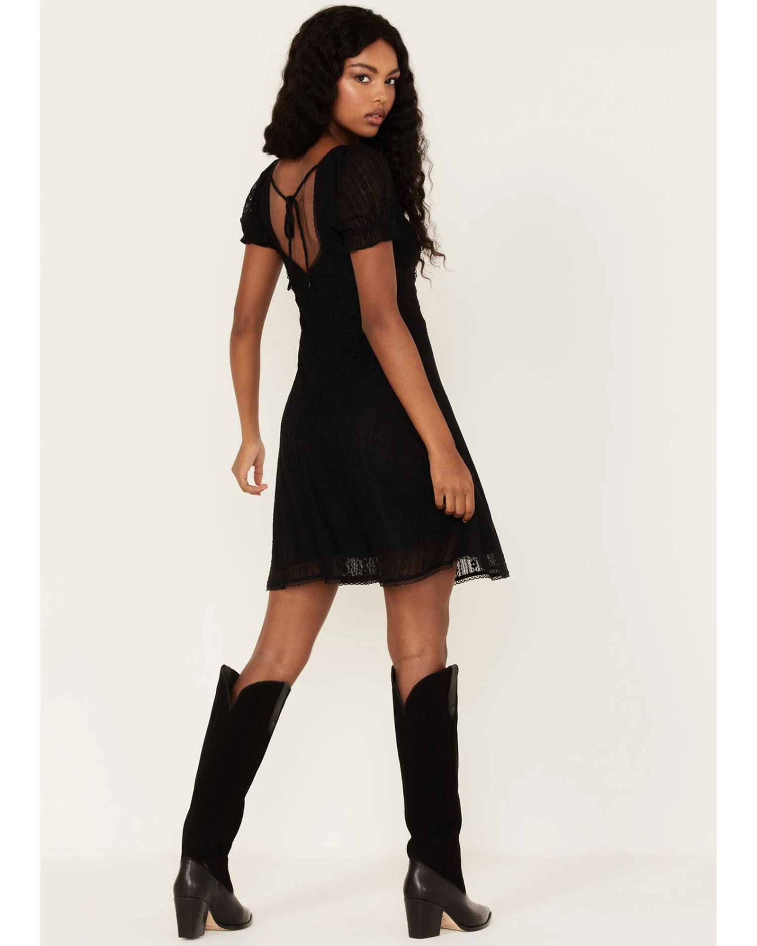 Beyond The Radar Women's Cap Sleeve Lace Dress 6 Beyond The Radar Women's Cap Sleeve Lace Dress - Image 4