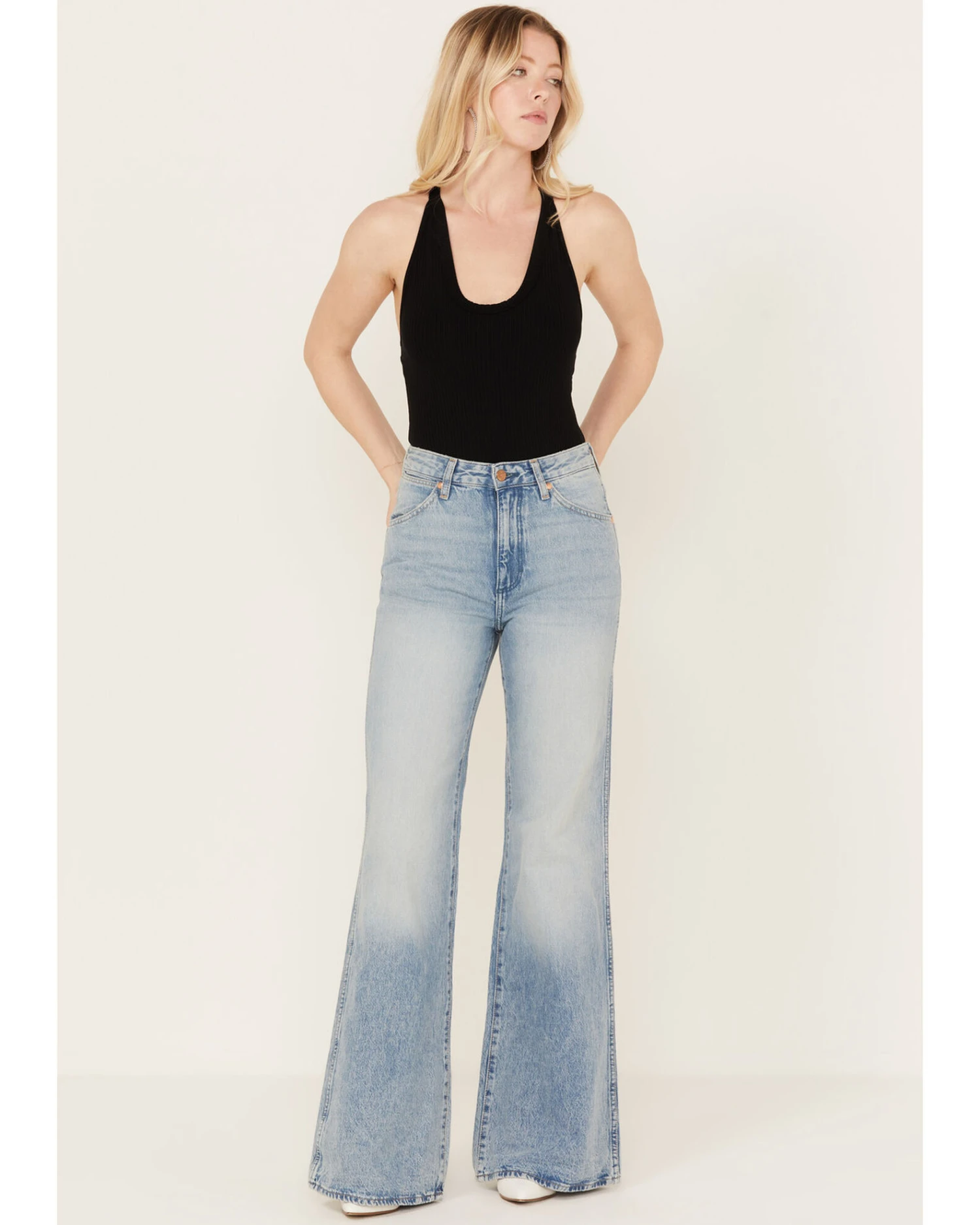 Wrangler Women's Honolua Wanderer 622 High Rise Flare Jeans 3 Wrangler Women's Honolua Wanderer 622 High Rise Flare Jeans