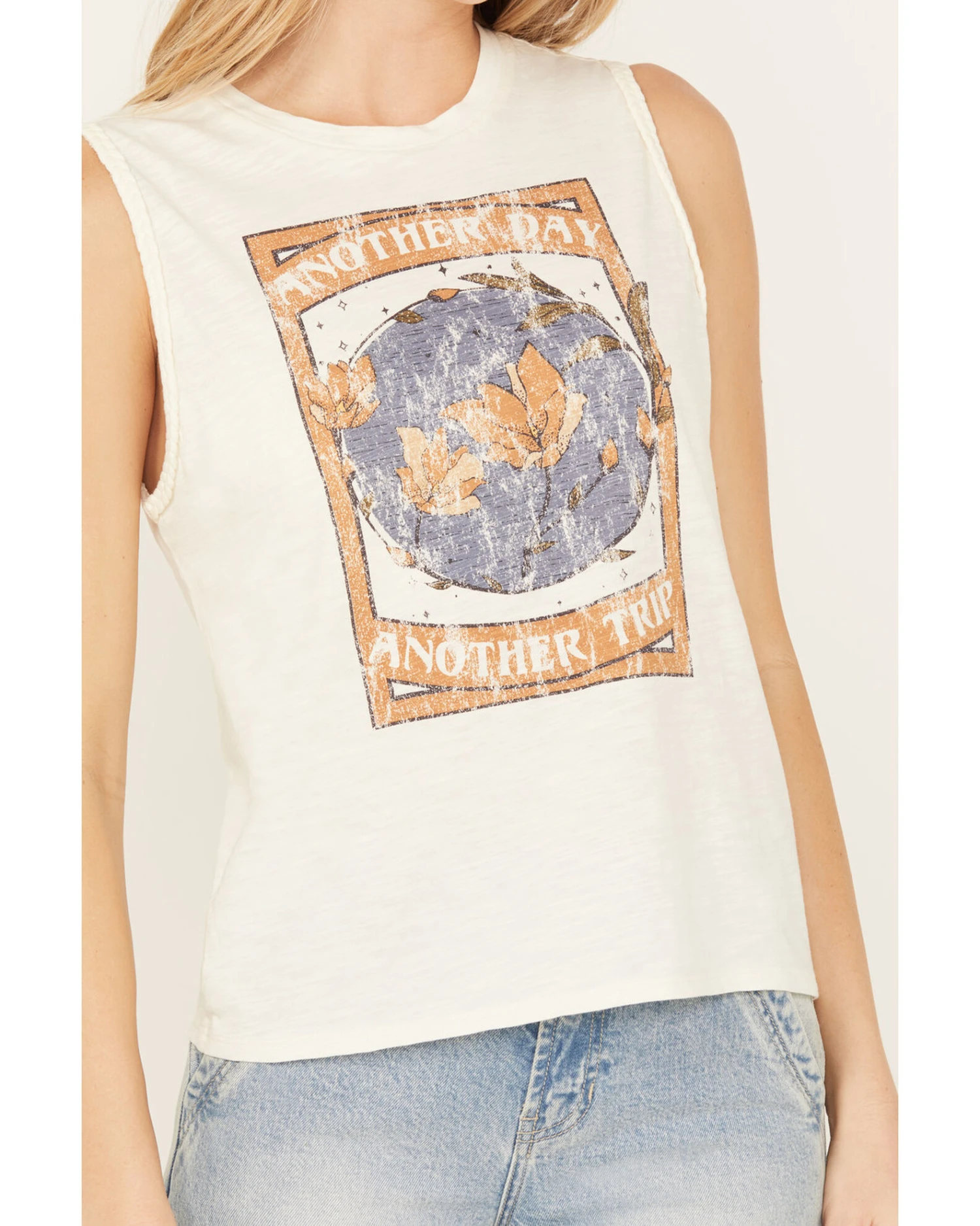 Cleo + Wolf Women's Another Day Muscle Tank 5 Cleo + Wolf Women's Another Day Muscle Tank - Image 3