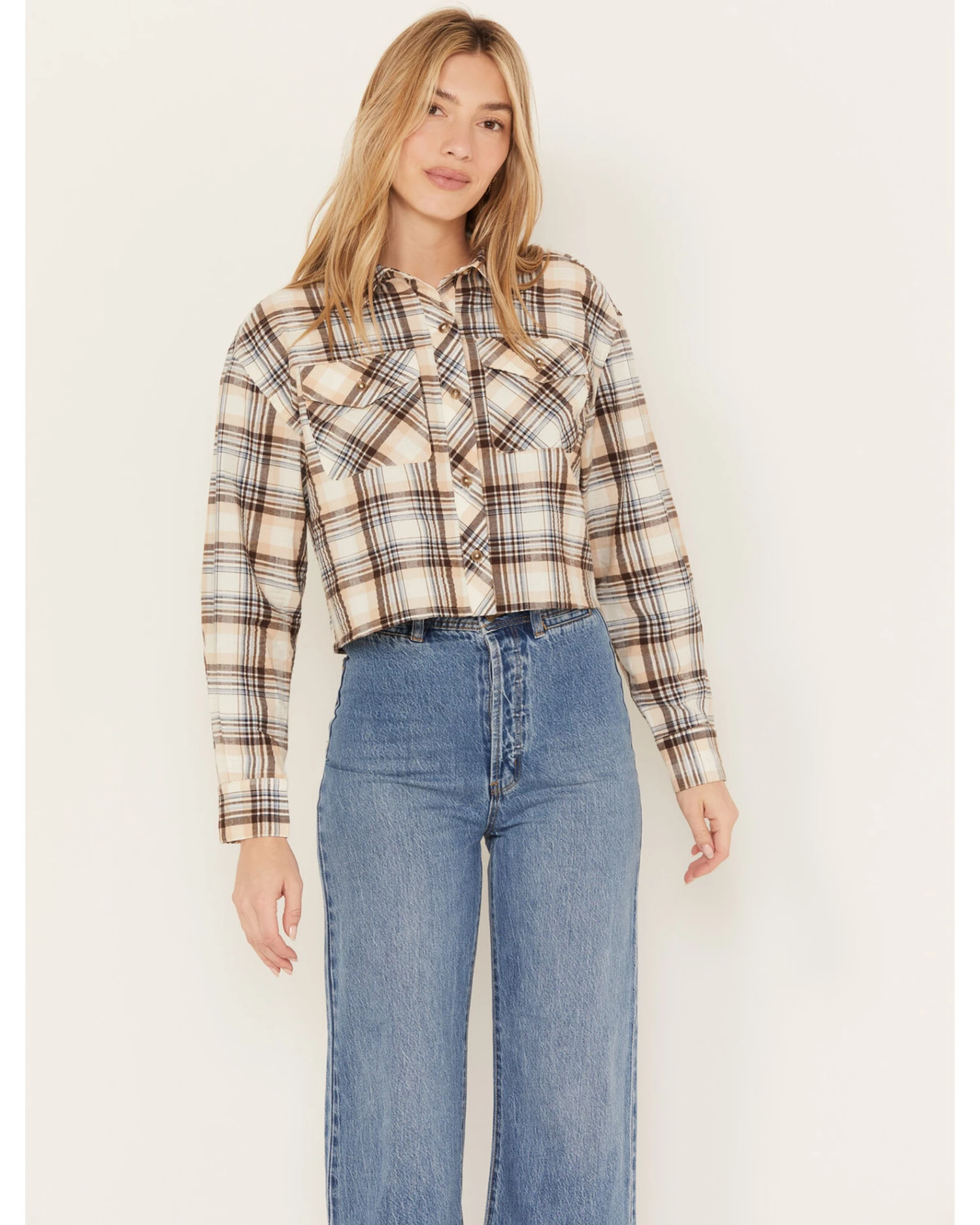 Cleo + Wolf Women's Plaid Print Cropped Shirt 3 Cleo + Wolf Women's Plaid Print Cropped Shirt