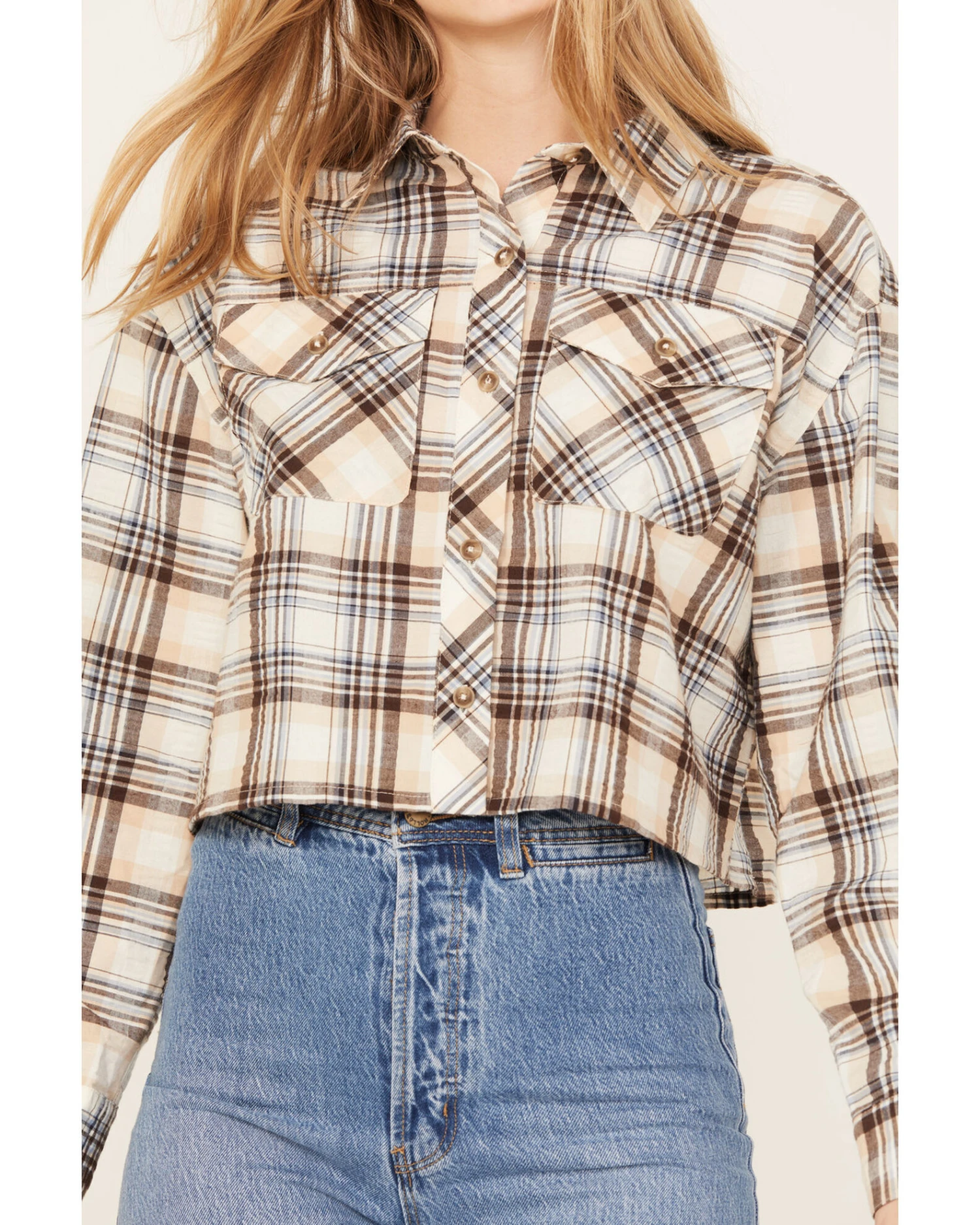 Cleo + Wolf Women's Plaid Print Cropped Shirt 5 Cleo + Wolf Women's Plaid Print Cropped Shirt - Image 3
