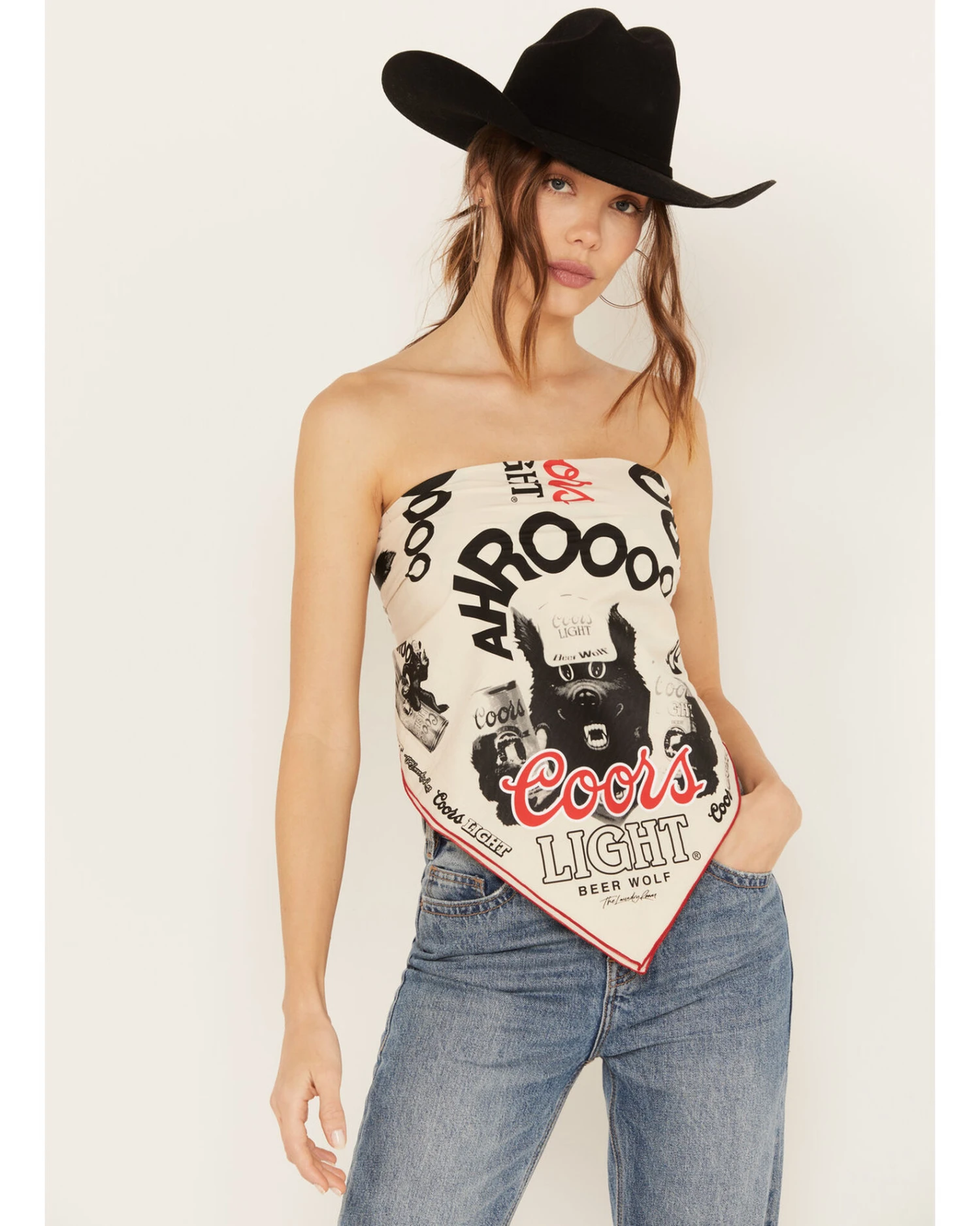 The Laundry Room Women's Coors Light Wolf Bandana Top 3 The Laundry Room Women's Coors Light Wolf Bandana Top